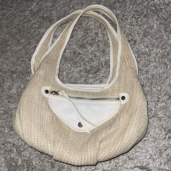 Simply Vera Wang straw hobo Shoulder bag - Picture 1 of 7
